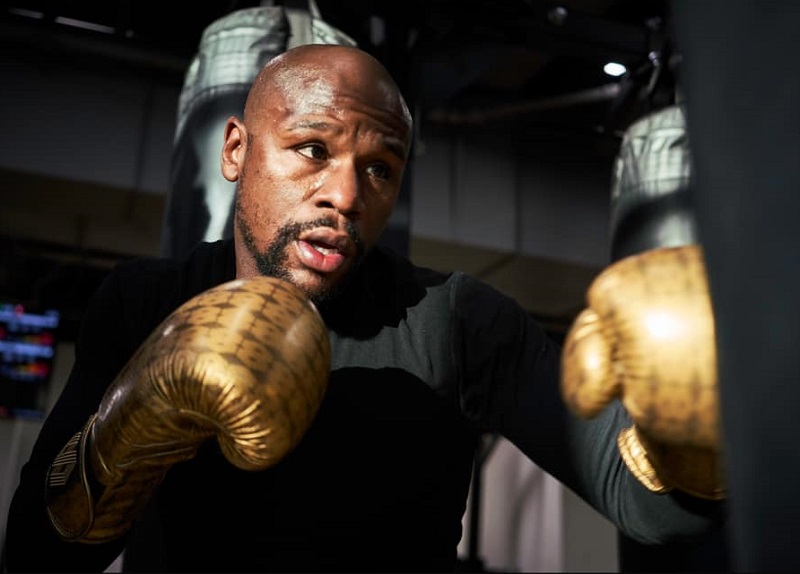 Újra ringbe lép Floyd Mayweather Jr.