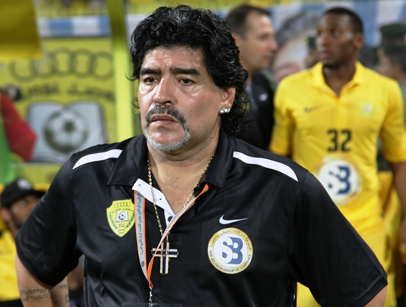 Elhunyt Diego Maradona