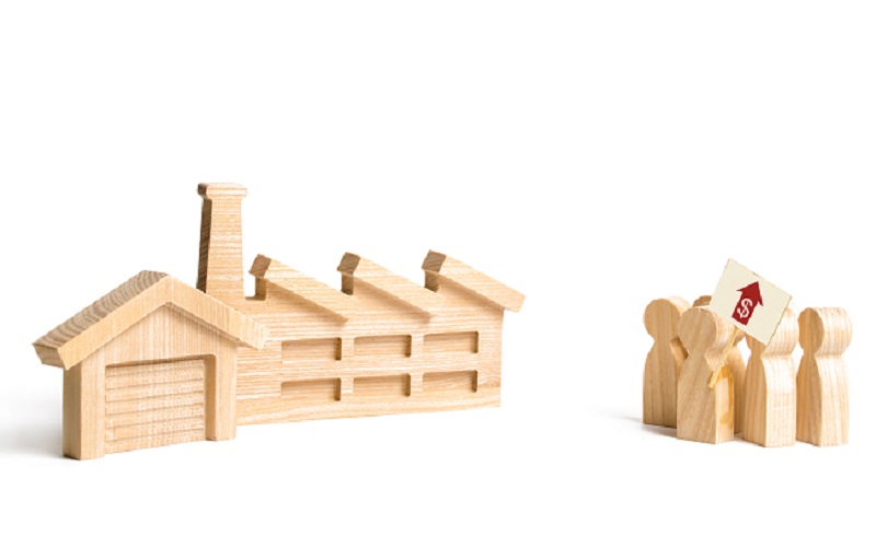 Félévkor emelkedhet a minimálbér