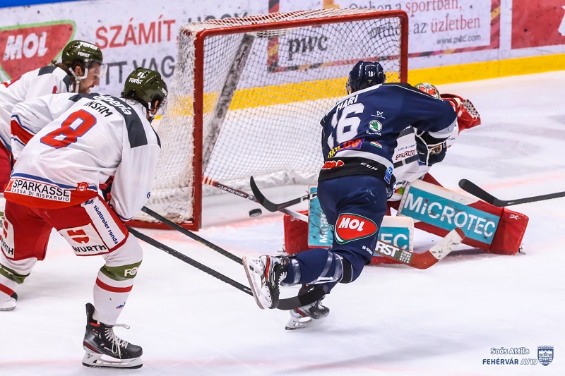 Jégkorong: gödörben a Fehérvár