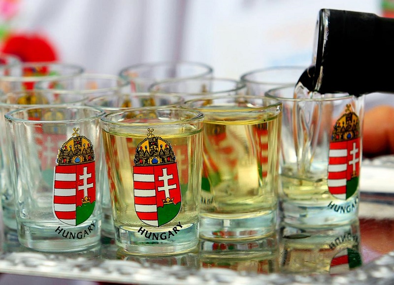 Uniós oltalmat kapott a Vasi vadkörte pálinka