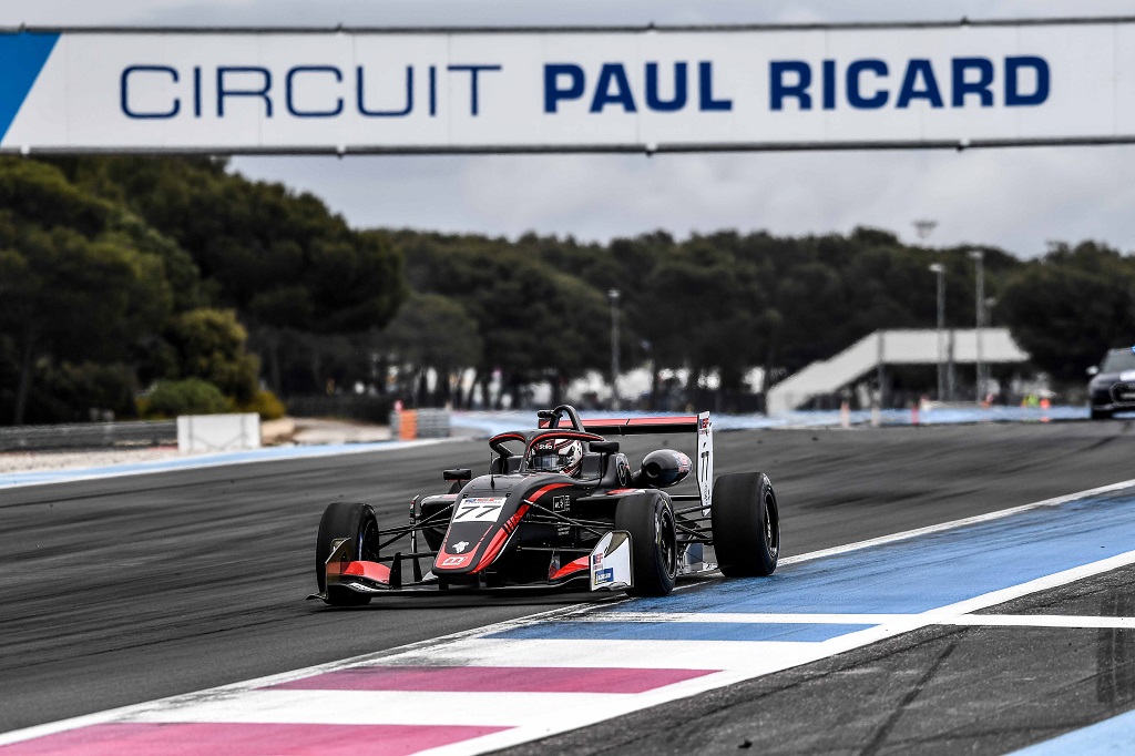 Keszthelyi Vivien: újabb pontszerzés az Euroformula-sorozatban!