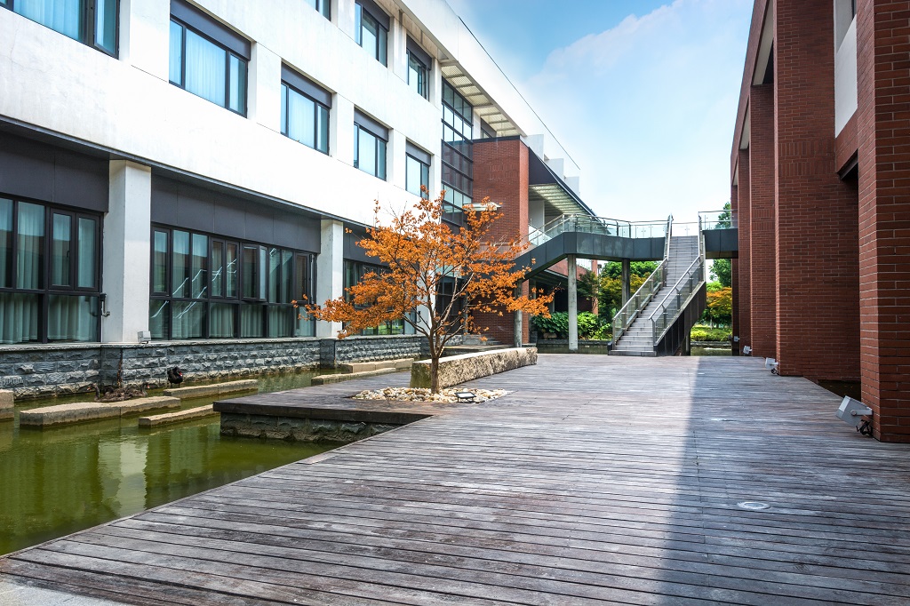 Milliókat bukhatsz, ha egy cég székhelyét veszed meg lakásnak