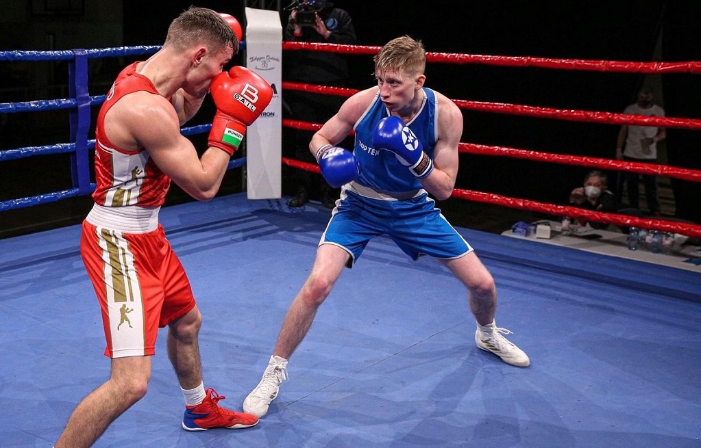 Kick-boxosként jutott ki az ökölvívó vb-re