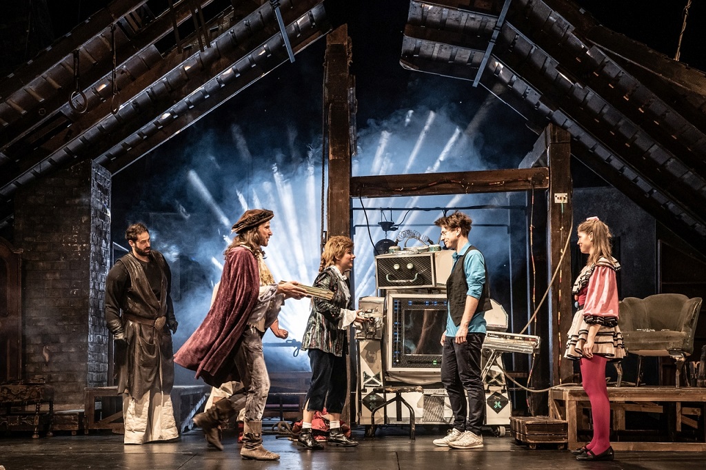 Ezredszer is felmennek a Padlásra!