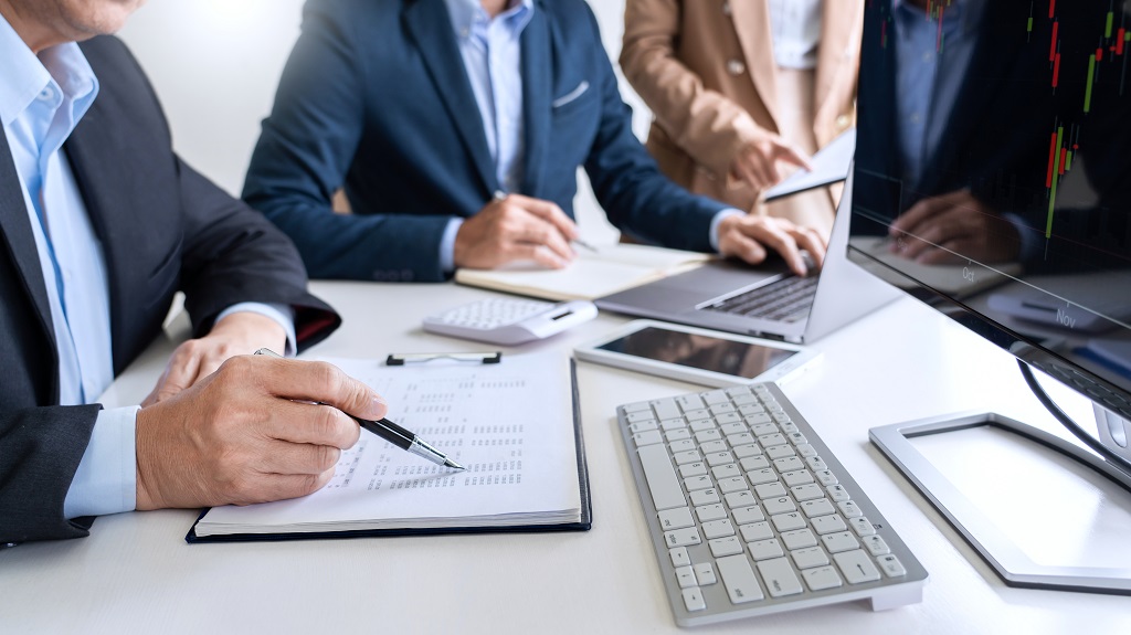 Vállalkozások: aki titkolózik, feketelistára kerül a bankoknál