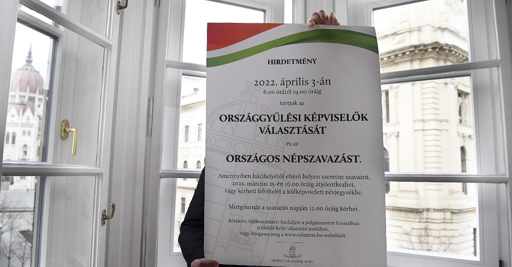 Tömegsporttá vált a választáson való indulás: az áprilisi rajtgépben 267 párt