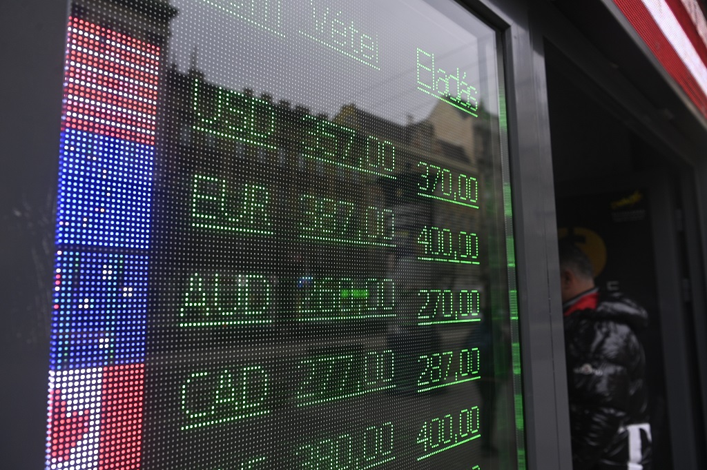 A jegybank minden eszközt bevett a forint stabilitásáért