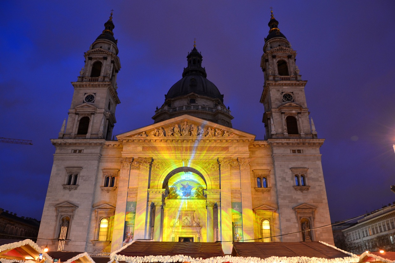 Karácsonyi vásár: egy pultosnak 14-15 órát kell dolgoznia, igaz 30 ezres napi bérért