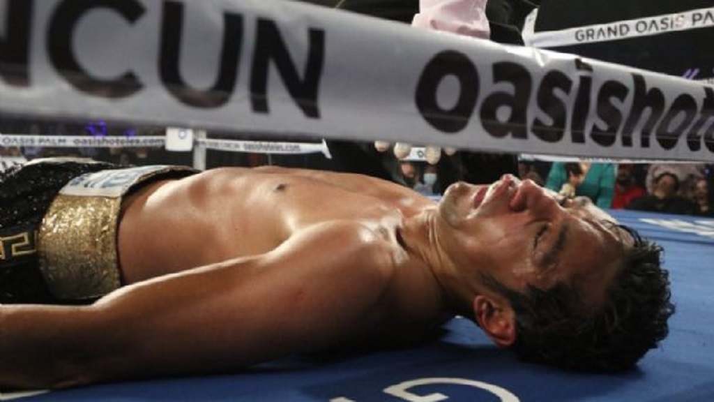 Elhunyt a tavaly brutálisan kiütött, megműtött és kómába esett korábbi világbajnok bokszoló