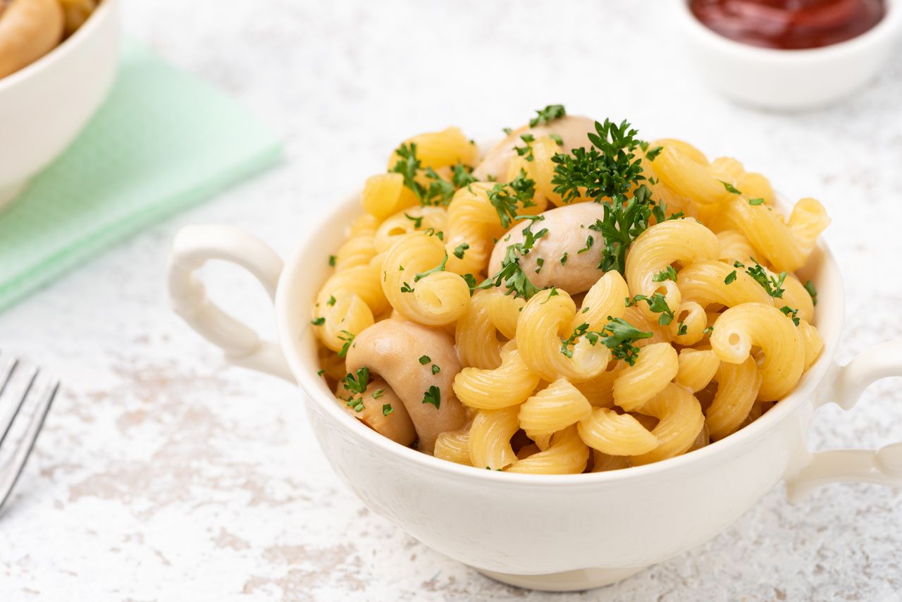 Nem készült el időben a tasakos sajtos tészta, több millió dollárra perlik a gyártót