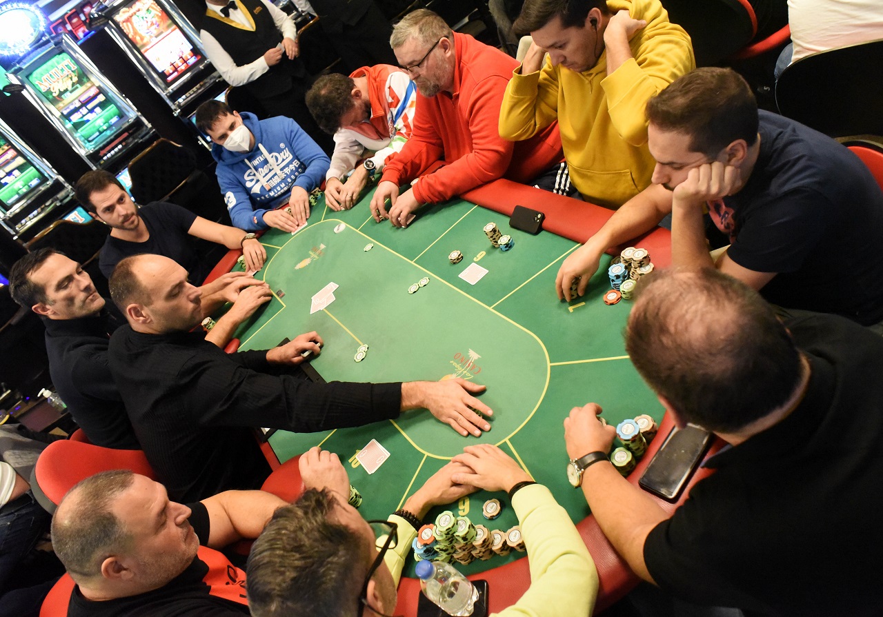 Rekord nyeremény! Összesen 115 millió Ft-os összdíjazásért ültek asztalhoz legjobb pókereseink