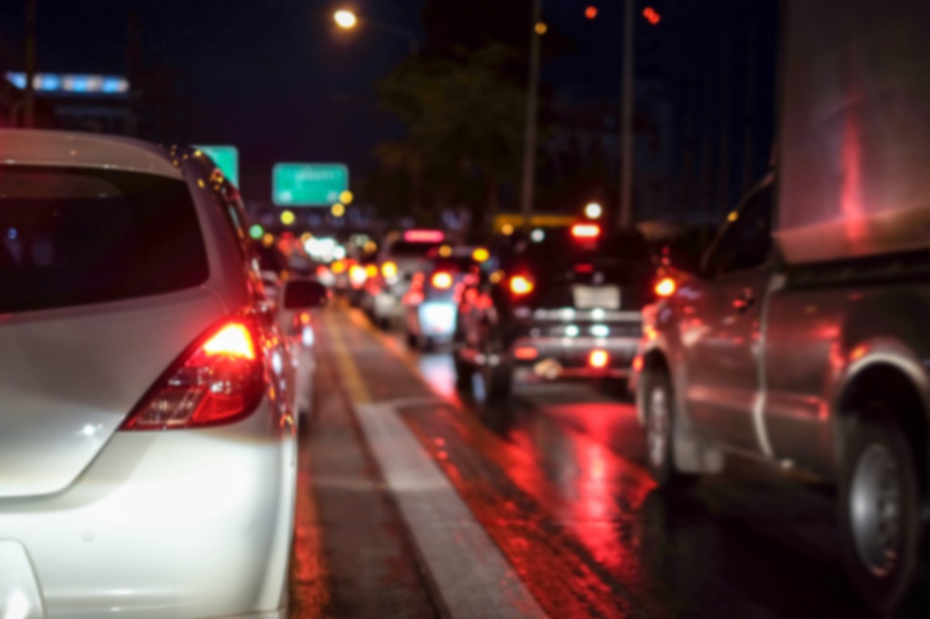 Tömegbaleset és teljes útzár az 51-es főúton