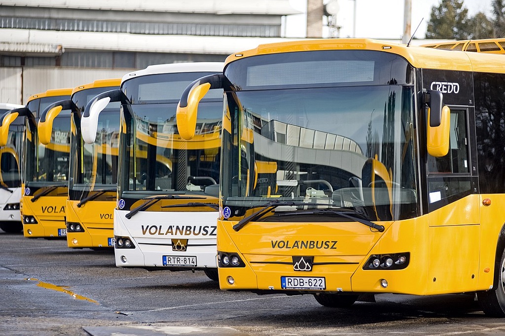 Kétnapos sztrájkot lengettek be a Volán buszsofőrei