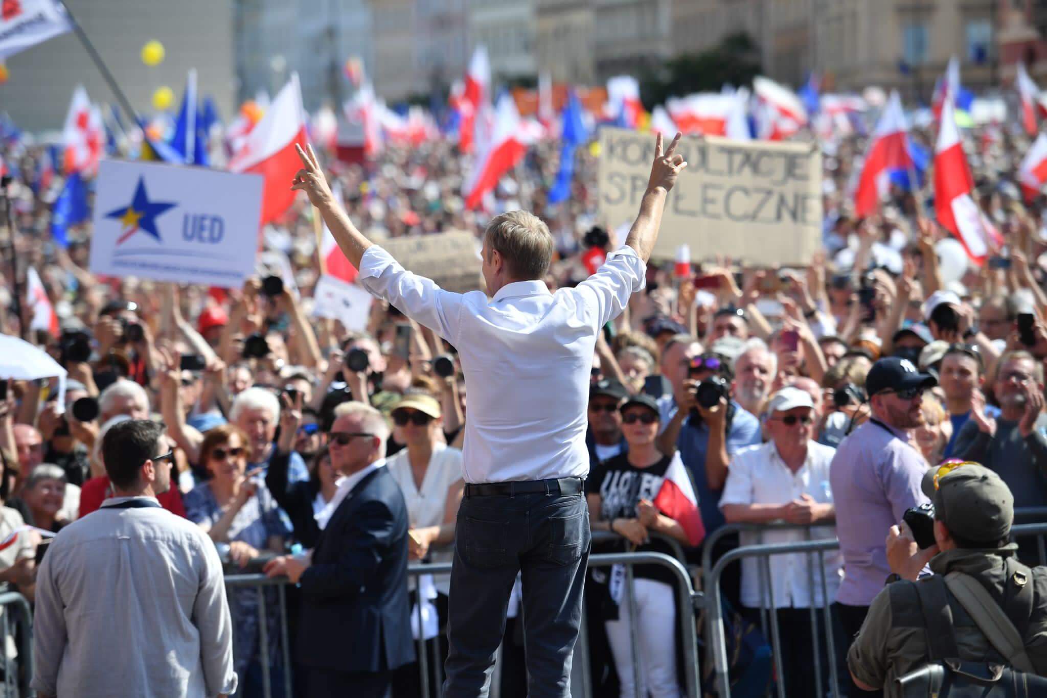 A lengyel szejm Donald Tuskot választotta meg kormányfőnek