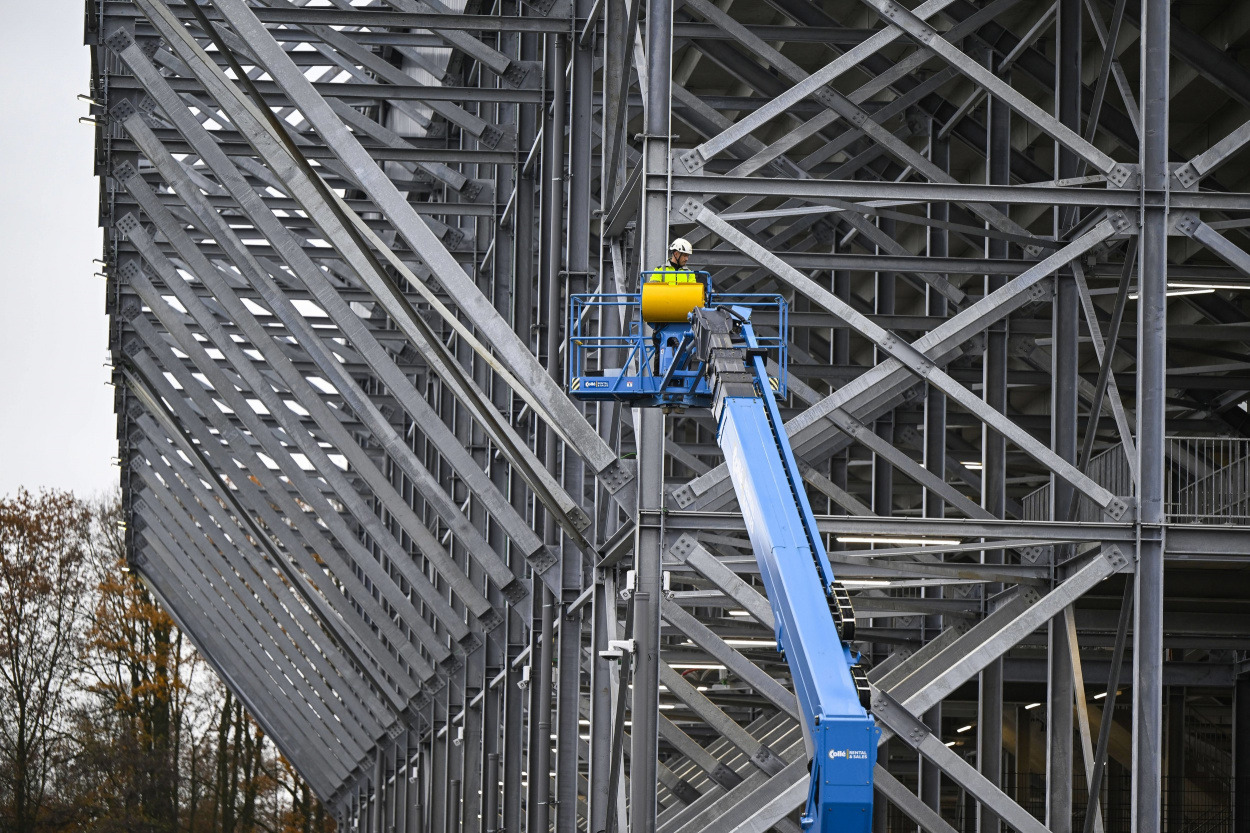 Az ipari termelés csökkent, az építőipar viszont látványos növekedést mutatott októberben