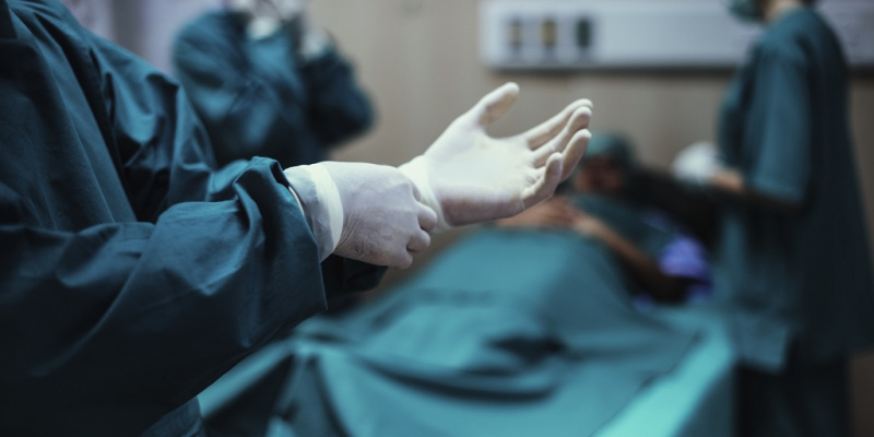 A magánegészségügyet sem kerüli el a válság! Emelkednek a klinikai árak!