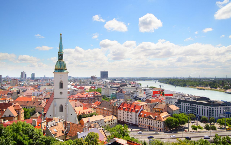 Az áram lakossági árának befagyasztását jelentették be a szomszédban