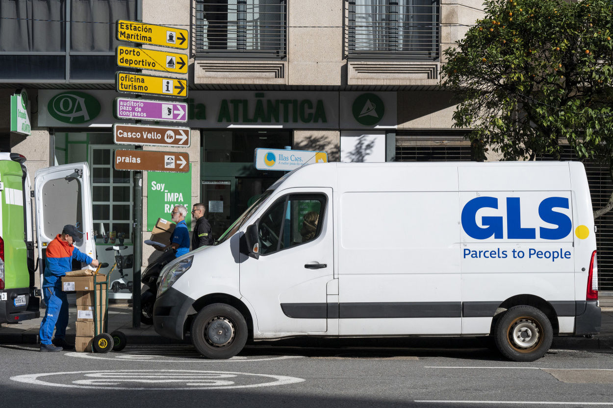 GLS és DPD együttműködés: több ezer új csomagátvételi pont Magyarországon