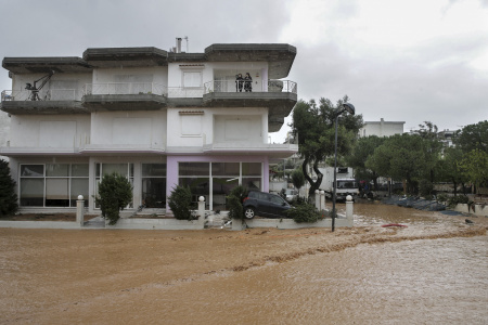  A görög hatóságok készültségben - brutális esőzések miatt van árvízveszély Athénban