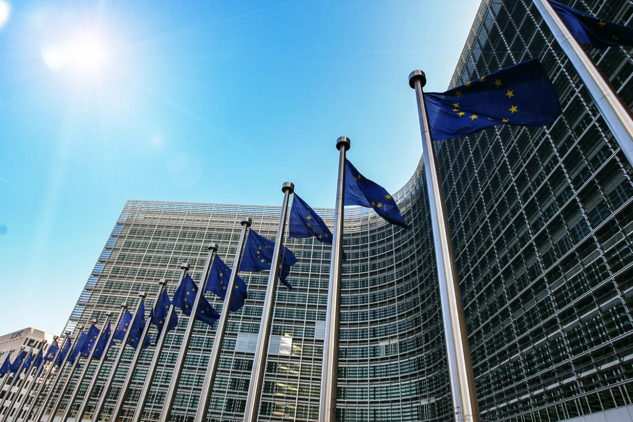 Az EPP újabb mandátumra jelöli az Európai Bizottság elnöki tisztségébe Ursula von der Leyent
