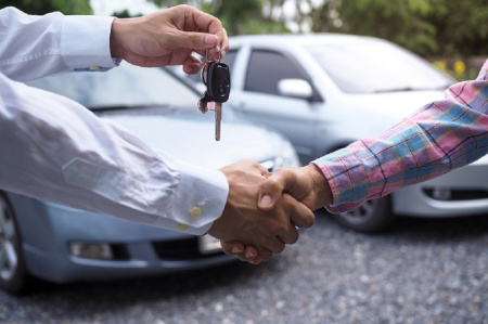  Használt autó eladása esetén a magánszemélynek is garanciát kell vállalnia a járműért
