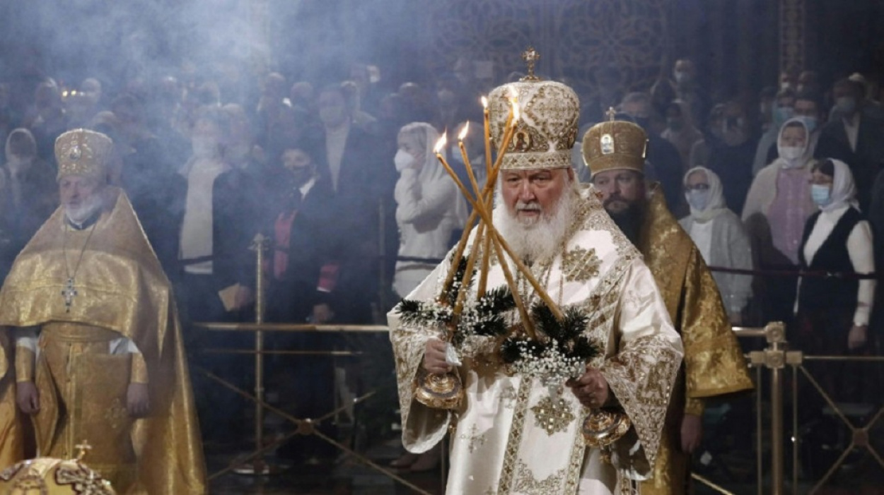A szentelt víz karmája – hatalmasat esett a háborús uszító Kirill pátriárka