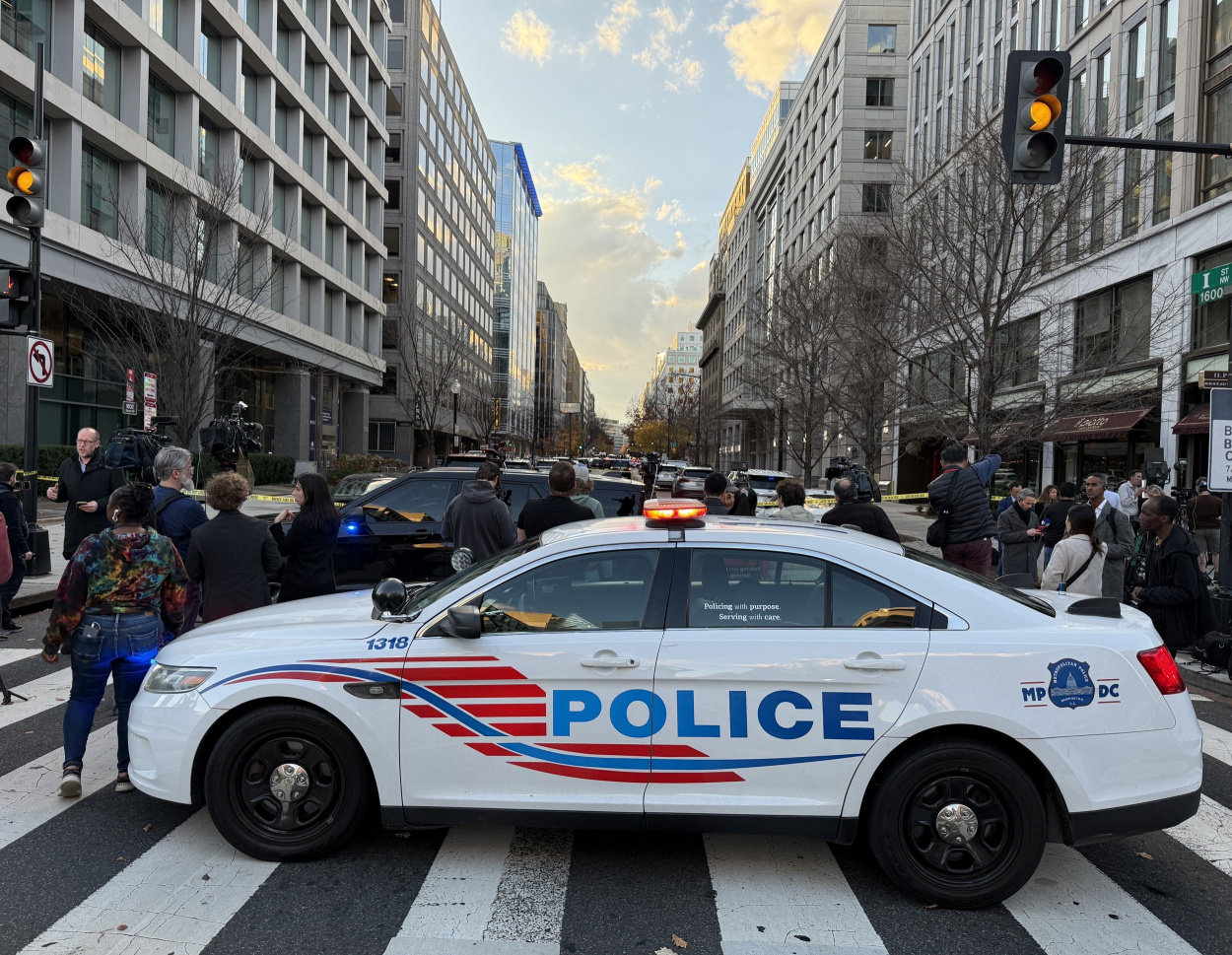 Az USA felfüggesztette az afgán bevándorlási kérelmeket a nemzeti gárdisták elleni támadás után