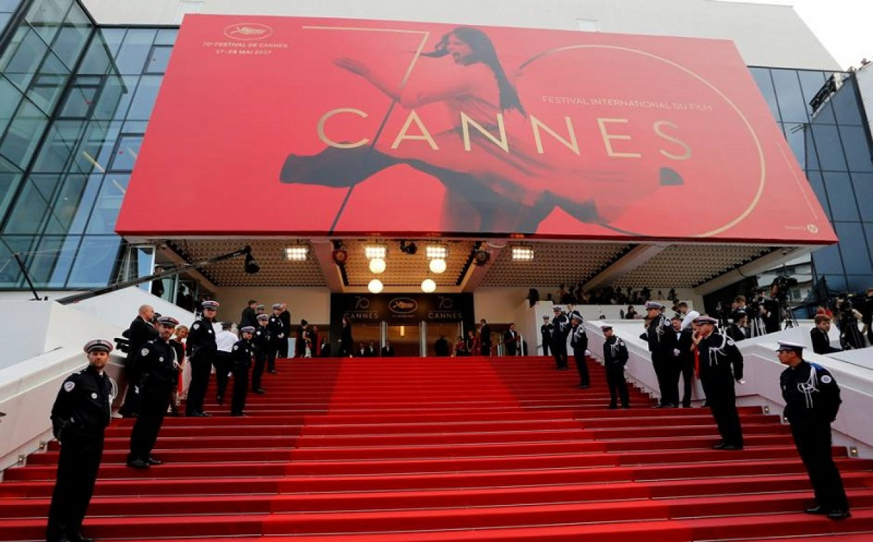 Júliusra halasztották a Cannes-i fesztivált