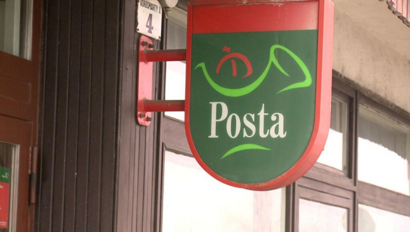 Magyar Posta: ők sem hagynak magára senkit, de azért kirúgnak 1200 embert