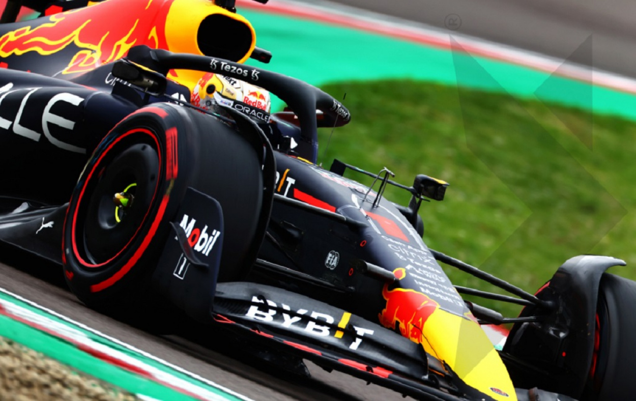 Verstappené az első rajtkocka az imolai sprintfutamon