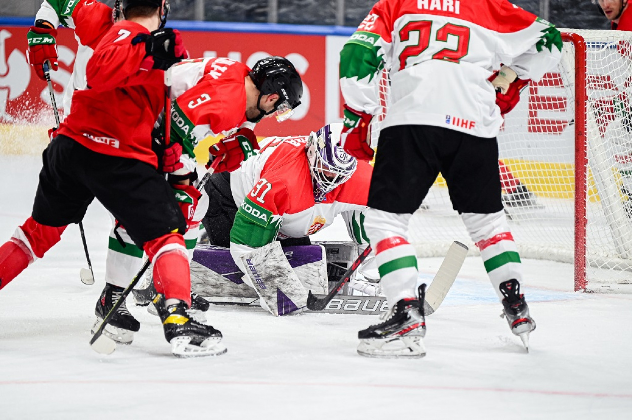 A feljutás küszöbére léptek hokisaink Litvánia legyűrésével