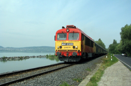  Halálos gázolás a Balatonnál, vasárnapig nem járnak a vonatok