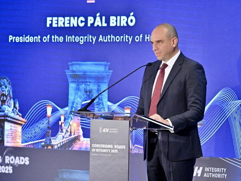 Az Integritás Hatóság elnöke: 1300 milliárd forint vándorolhatott Orbán belső körének zsebébe