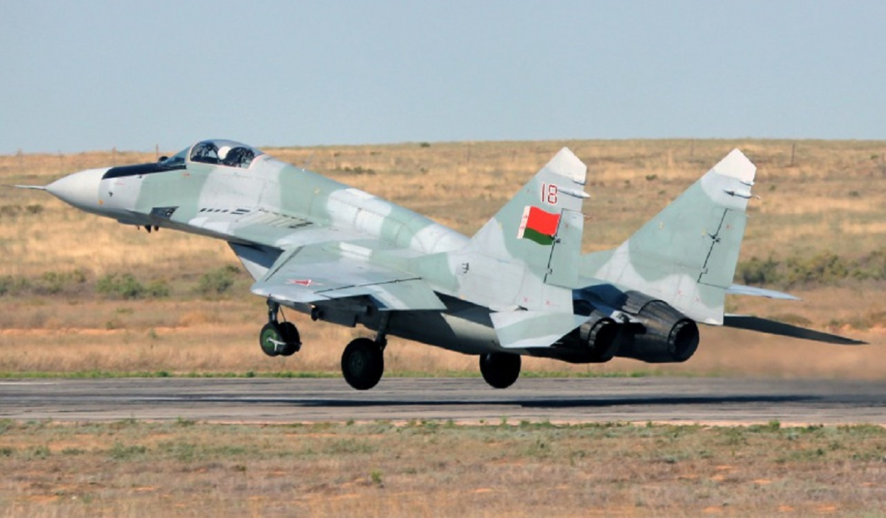 Már csak ez hiányzott! A fehérorosz diktátor, Lukasenka légiereje képessé vált egy atomcsapásra