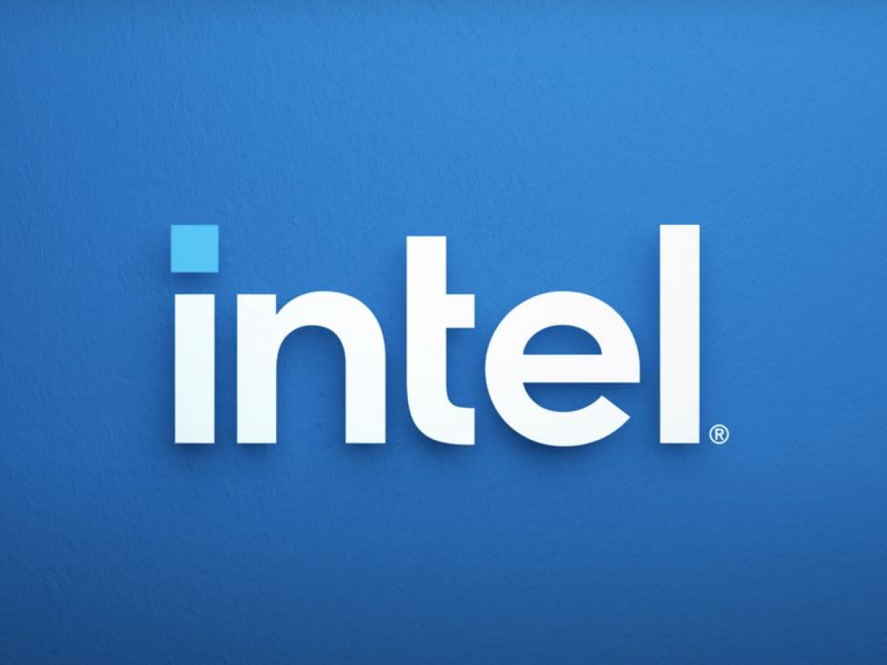 Új arculata lett a legnagyobb amerikai processzorgyártónak, az Intelnek