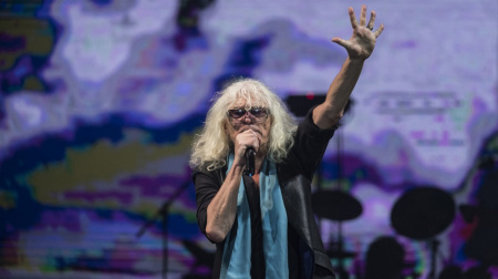  A Balatonba szórják el Kóbor János hamvait