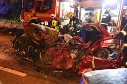 Két halálos áldozata van egy budapesti közúti balesetnek, a vétkes sofőr elmenekült