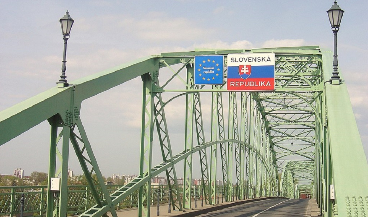 Két hétre visszaállította a határellenőrzést Szlovákia a magyar határon