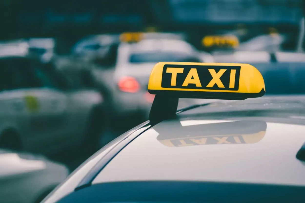 BKK átvette a taxiszolgáltatással kapcsolatos feladatokat Budapesten
