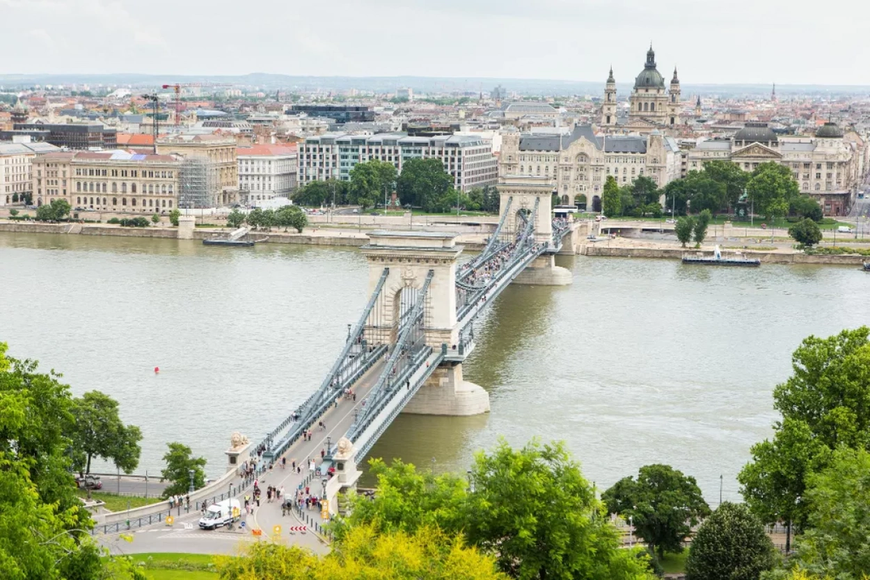 Többen rosszul lettek egy budapesti üzletben