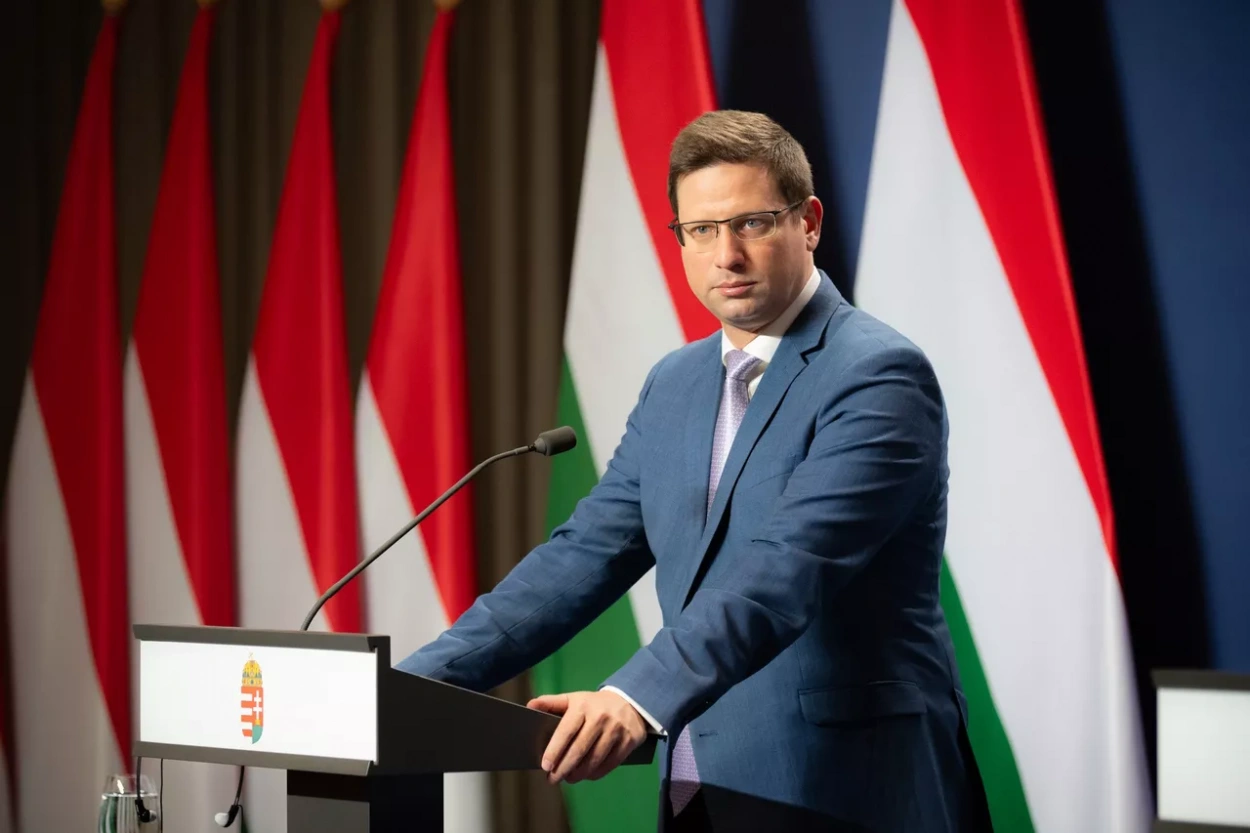 Megérkezett Gulyás Gergely reakciója Magyar Péter hangfelvételére