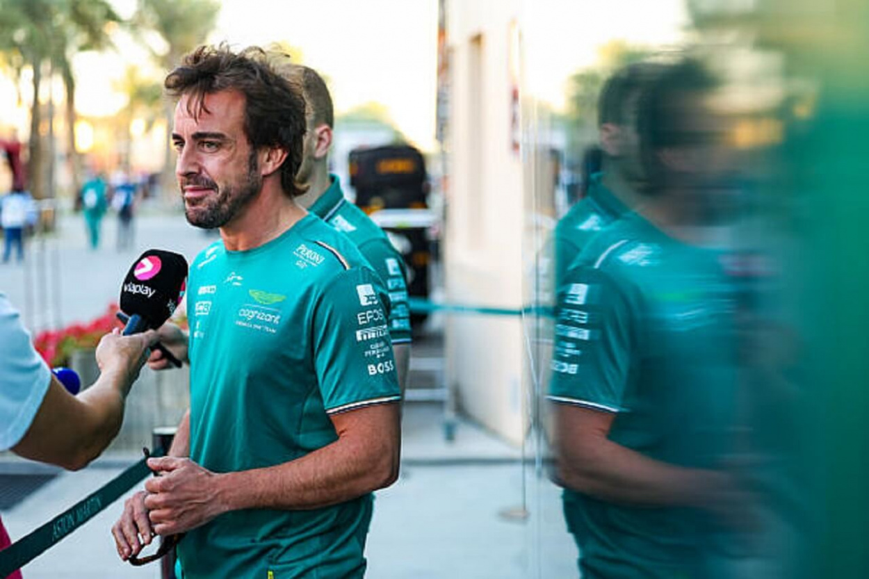 F1: eddig az Aston Martin és Fernando Alonso a hős Bahreinben