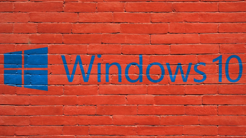 Kitört a Windows-pánik! Számítógépek milliói mehetnek a kukába