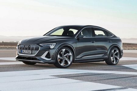  Jövő őszre itt az új Audi e-tron S Sportback