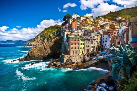  12 év után újra megnyílt Cinque Terre híres „Szerelem ösvénye”