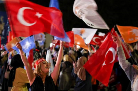 Erdogan most tényleg elkezdhet aggódni! A második fordulóban elveszítheti elnöki székét az ellenzékkel szemben