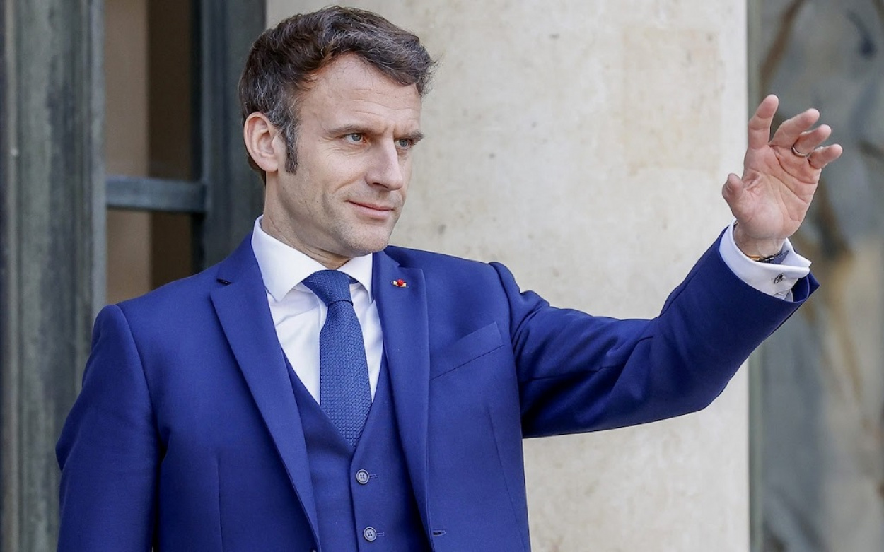 Macron befagyasztott 850 milliós orosz vagyont!