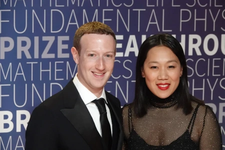  Mark Zuckerberg egy Porschéból készült kisbusszal ajándékozta meg feleségét