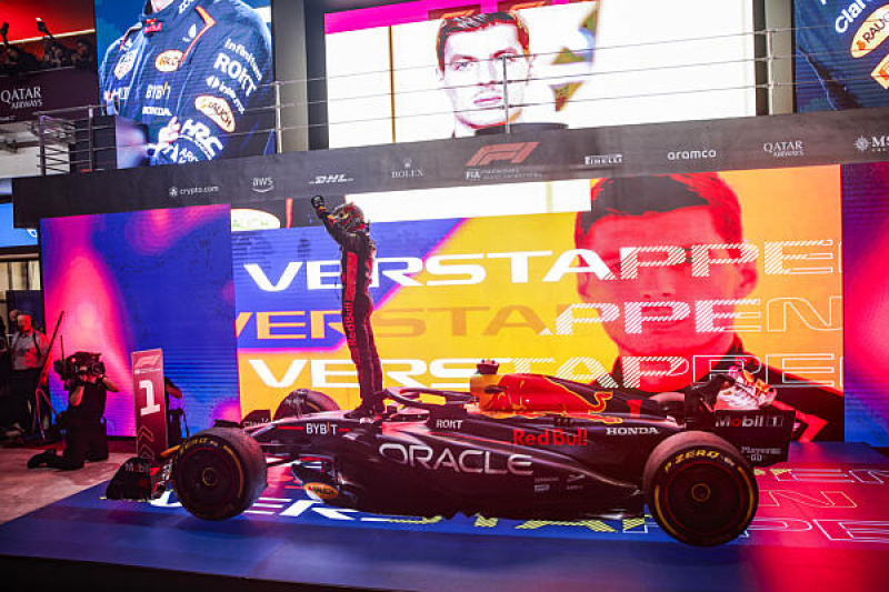 F1: Verstappen már most egy polcra került Niki Laudával, Nelson Piquet-vel és Ayrton Sennával